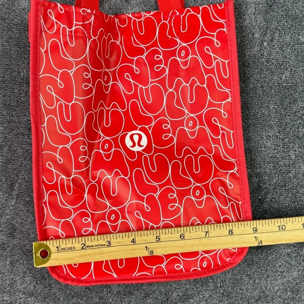Lululemon Reusable Small Tote Bag Red White Logo Print Snap Closure Shopper